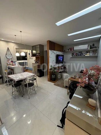 apartment em Rua Jornalista João de Oliveira, Santa Mônica - Uberlândia - MG
