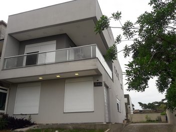 house em Rua Silvino Nedel, Mário Quintana - Porto Alegre - RS