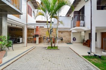 house em Rua Tsutomi Suzuki, Jardim Regina - São Paulo - SP