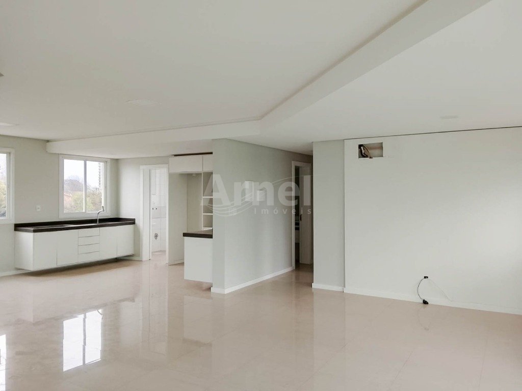 05 SALA