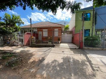 house em Avenida Bahia, São Geraldo - Porto Alegre - RS