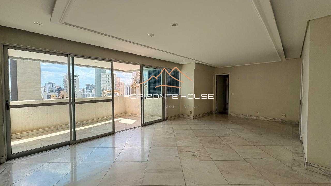 Apartamento com 3 quartos — Lourdes, Belo Horizonte