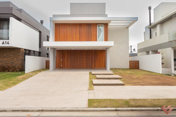 house em Avenida Adolfo Fetter, Laranjal - Pelotas - RS