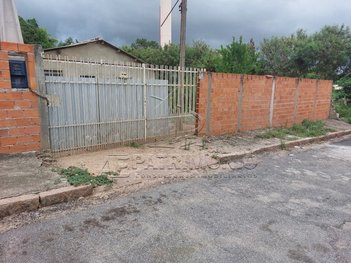 agricultural em Rua Francisca Rodrigues Maldonado, Jardim Parada do Alto - Sorocaba - SP