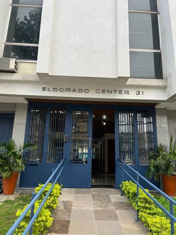 office em João Guimarães, Santa Cecília - Porto Alegre - RS