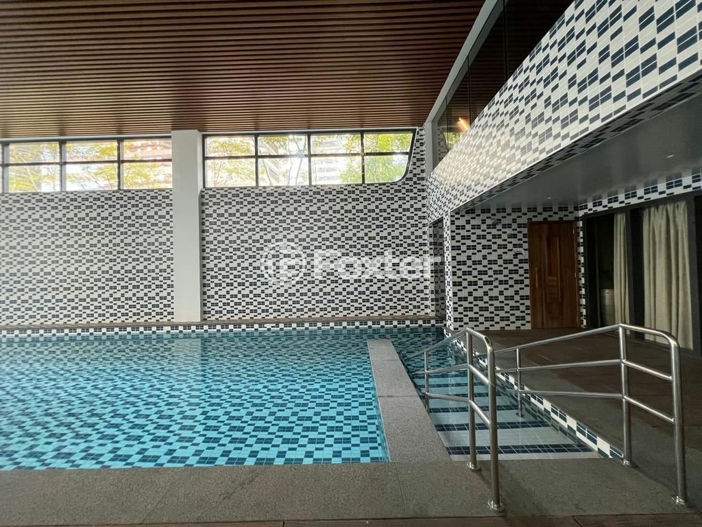 PISCINA.jpg