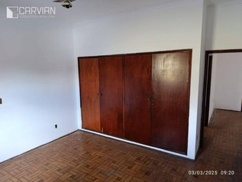 house em Rua Monte Alverne, Vila Tibério - Ribeirão Preto - SP