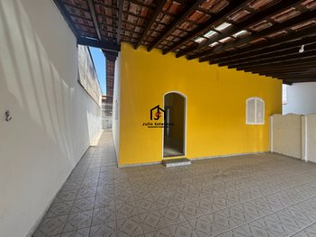 house em Rua Áurea de Araújo Faria, Conjunto Residencial Araretama - Pindamonhangaba - SP