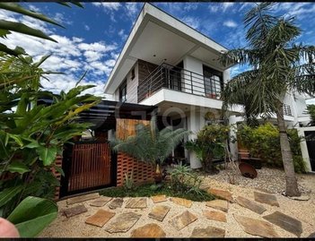 house em Rua Aviação Francesa, Campeche - Florianópolis - SC