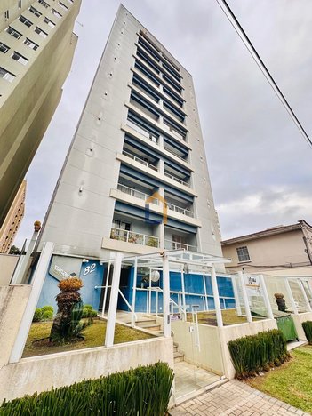 apartment em Rua Schiller, Cristo Rei - Curitiba - PR