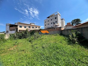 land_lot em Rua Canápolis, Parque Xangri-Lá - Contagem - MG