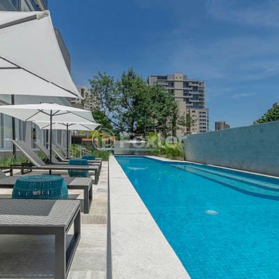 piscina-e-area-de-lazer-com-deck.jpeg