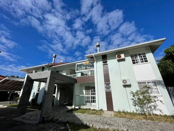 apartment em Rua Ernani Castro dos Santos, Canasvieiras - Florianópolis - SC