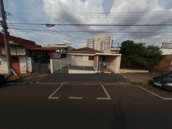house em Avenida Sallum, Vila Prado - São Carlos - SP