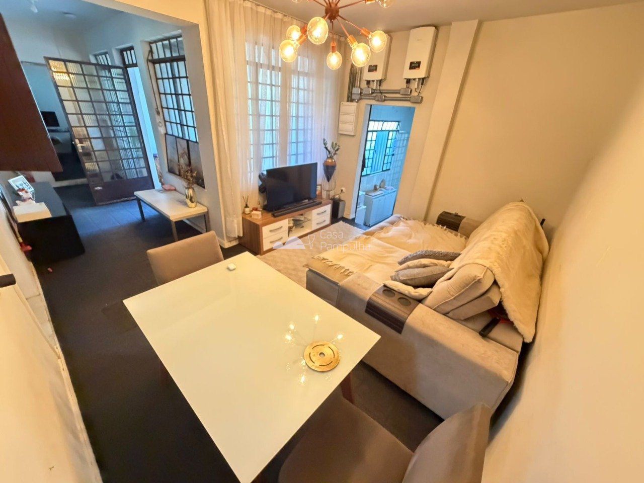 Casa com 3 quartos — Santa Amélia, Belo Horizonte