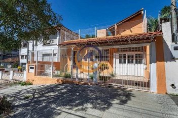 house em Rua Umbú, Passo da Areia - Porto Alegre - RS