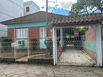 house em Rua Santa Maria, Nossa Senhora das Graças - Canoas - RS