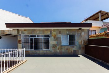 house em Rua Professor Araújo Coelho, Jardim do Divino - São Paulo - SP