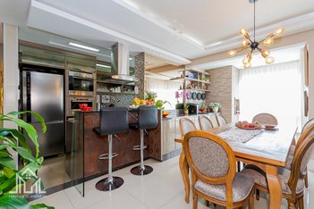 apartment em Rua Palmeiras, Água Verde - Curitiba - PR