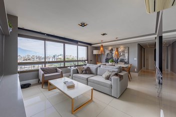 apartment em Roque Calage, Passo da Areia - Porto Alegre - RS