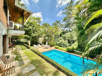 house em Avenida Estácio de Sá, São Paulo II - Cotia - SP