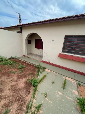 house em Rua Alfredo Simão, Vila Operária - Barra Bonita - SP