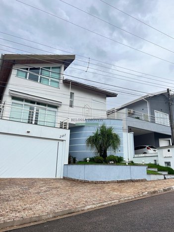house em Rua dos Pinheiros, Jardim Novo Mundo - Jundiaí - SP