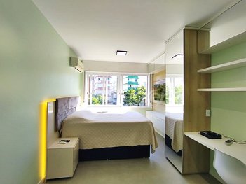 apartment em Rua Sofia Veloso, Cidade Baixa - Porto Alegre - RS