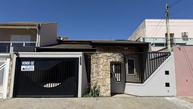 house em Rua Adaísio Giron, Jardim Regina - Indaiatuba - SP