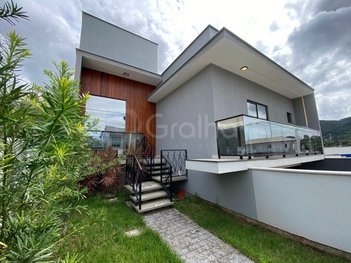 house em Avenida Ivo Lucchi, Brejarú - Palhoça - SC