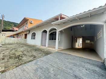 house em João Fernando da Silva, Roçado - São José - SC