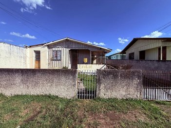 house em Rua Adrianópolis, Cruzeiro - São José dos Pinhais - PR