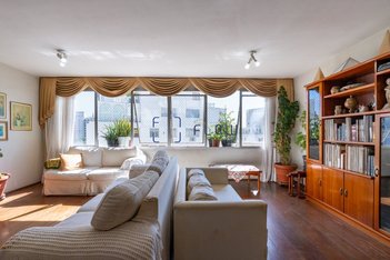 apartment em Rua Marquês de Sabará, Real Parque - São Paulo - SP