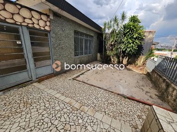 house em Rua Madrid, Parque Sevilha - São Paulo - SP