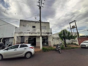 business em Avenida Juscelino Kubitscheck, Dona Zulmira - Uberlândia - MG