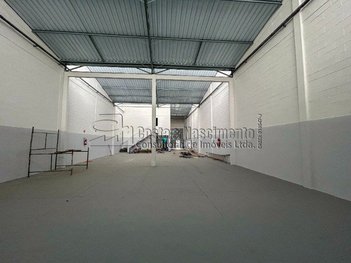 industrial em Avenida Dom Pedro I, Conceição - Diadema - SP