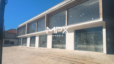 business em Avenida Barão de Valença, Vila Rezende - Piracicaba - SP