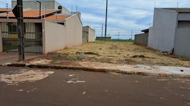 land_lot em Rua Reynaldo Moreira da Silva, Jardim Padovani - Londrina - PR