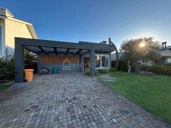 house em Rua Rio Jacuí, Centro - Xangri-Lá - RS