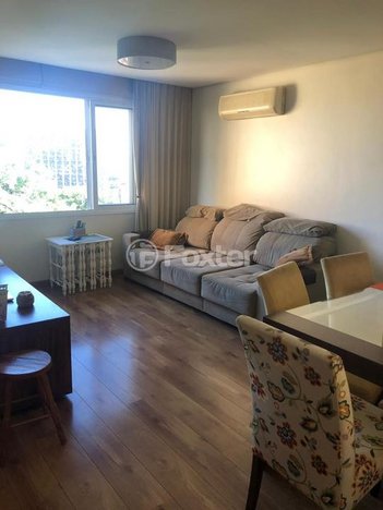 apartment em Rua Duque de Caxias, Centro Histórico - Porto Alegre - RS