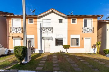 house em Estrada Normândia, Jardim Pioneiro - Cotia - SP