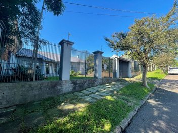 house em Professor Clemente Pinto, Medianeira - Porto Alegre - RS