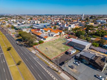 land_lot em Avenida Comendador Franco, Jardim das Américas - Curitiba - PR