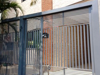 house em Rua Lucinda Rodrigues dos Santos, Jardim Roberto - Osasco - SP