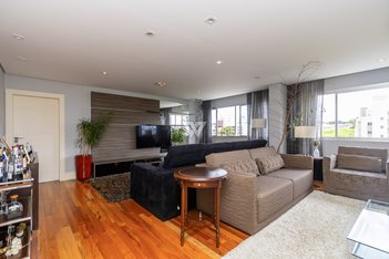 apartment em Rua Padre Anchieta, Mercês - Curitiba - PR