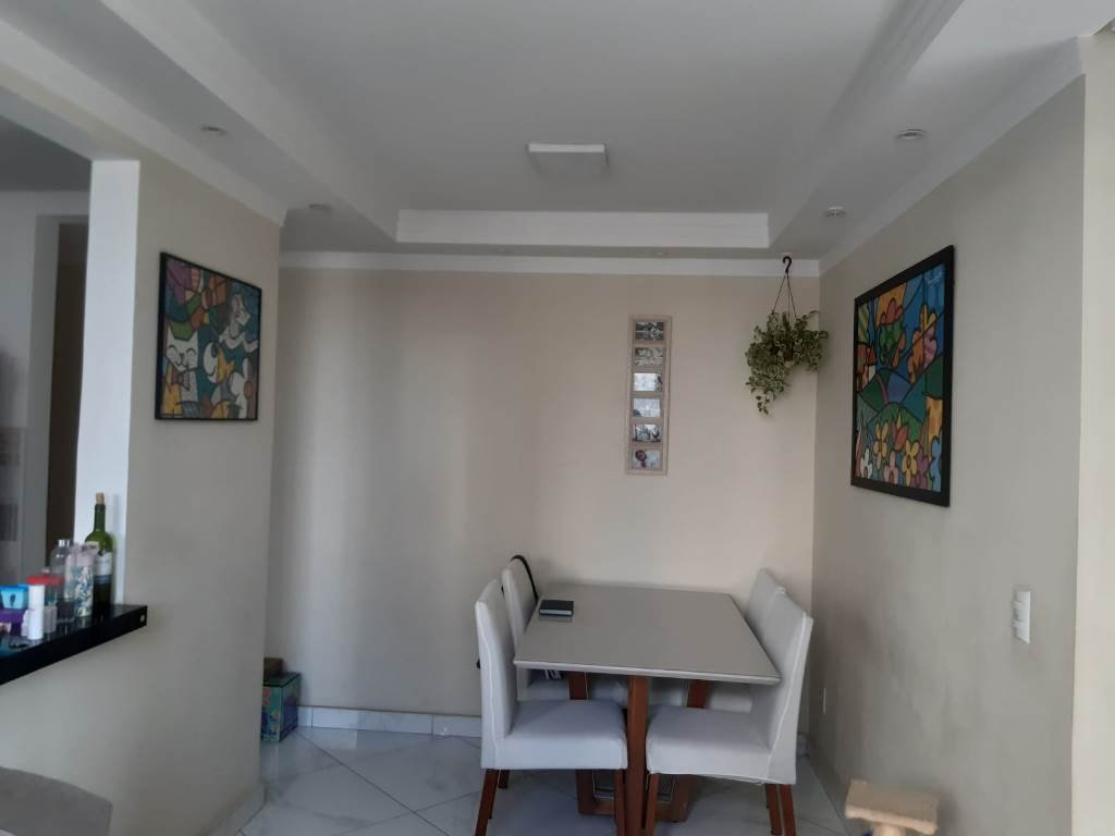 APARTAMENTO DE 2 DORMIT�RIOS NO CAMPOS GERAIS