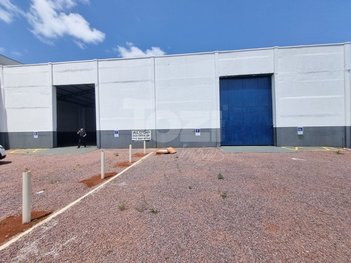 industrial em Colonizador Ênio Pipino, Jardim Umuarama - Sinop - MT