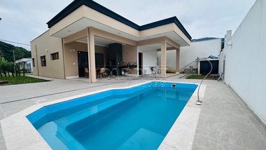 house em Avenida Engenho Velho, Lagoinha - Ubatuba - SP