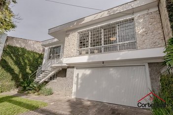 house em Rua Professor Fernando Carneiro, Três Figueiras - Porto Alegre - RS