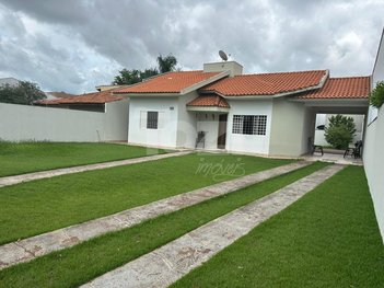 house em Rua dos Cajueiros, Setor Comercial - Sinop - MT
